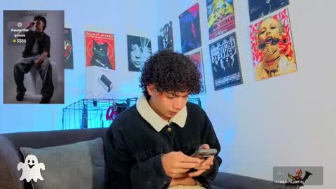 Snapshot of gaeloconner chatting on 2, 11, 2025 Gael Conner online show from 2, 11, 2025