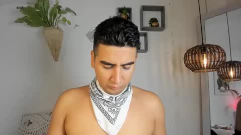 Snapshot of gaelpike chatting on 25, 11, 2025 Gael online show from 25, 11, 2025