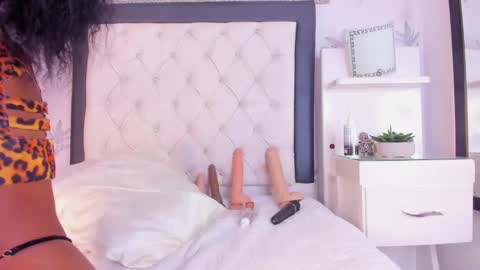  Gale  online show from 15, 1, 2025