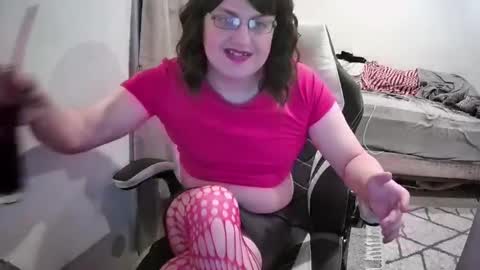 Snapshot of galen12 chatting on 10, 9, 2025 EmilyTrans online show from 10, 9, 2025