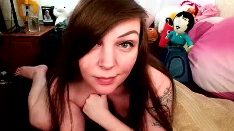 GamerGirlRoxy online show from 13, 12, 2025