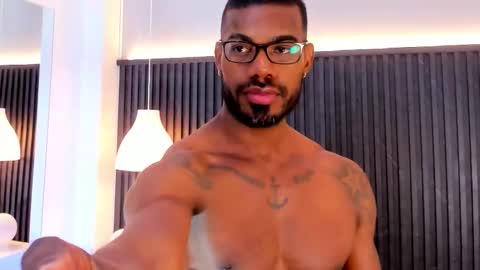 Alejo  online show from 17, 12, 2025