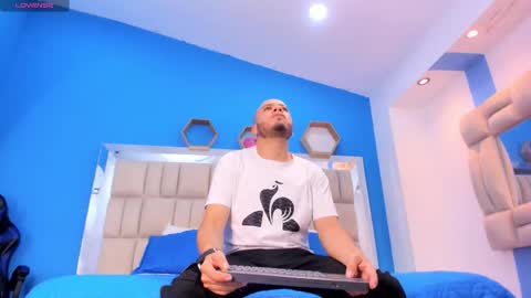 garcia_jacob_ online show from 21, 11, 2025