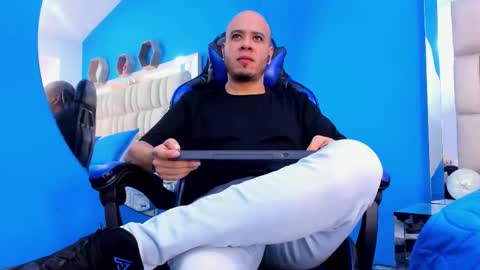 garcia_jacob_ online show from 26, 11, 2025