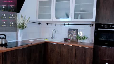 Snapshot of garden_flower chatting on 4, 2, 2025 Violla online show from 4, 2, 2025