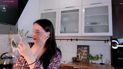 Snapshot of garden_flower chatting on 5, 2, 2025 Violla online show from 5, 2, 2025