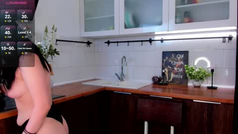 Snapshot of garden_flower chatting on 6, 2, 2025 Violla online show from 6, 2, 2025