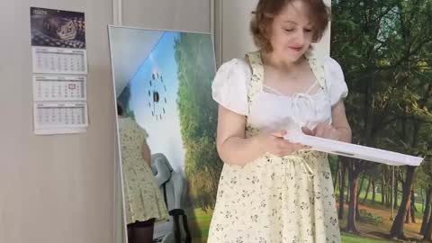 Ava online show from 4, 3, 2025