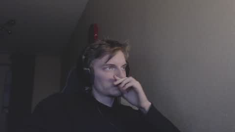 Snapshot of gasturfahe chatting on 18, 12, 2024 gasturfahe online show from 18, 12, 2024