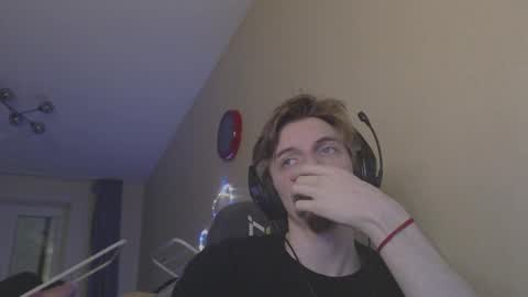 Snapshot of gasturfahe chatting on 10, 2, 2025 gasturfahe online show from 10, 2, 2025