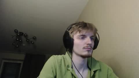 Snapshot of gasturfahe chatting on 12, 11, 2025 gasturfahe online show from 12, 11, 2025