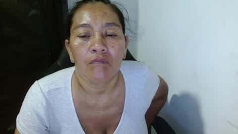 Snapshot of gatika_sexy chatting on 29, 11, 2025 katia online show from 29, 11, 2025