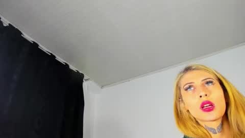 gatita13333321 online show from 5, 2, 2025