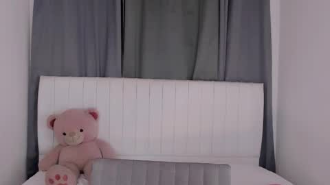 Vnecis Marn online show from 24, 10, 2025