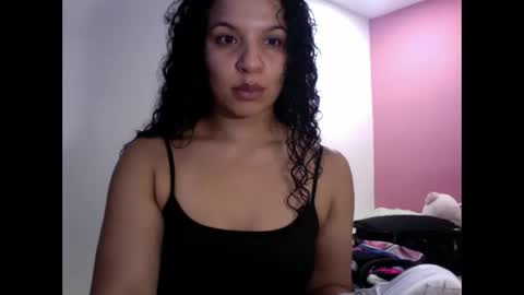 Snapshot of gatubelahotxxx chatting on 1, 2, 2025 gatubelahotxxx online show from 1, 2, 2025