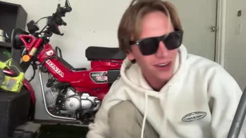 Snapshot of gavinnumbers chatting on 9, 11, 2025 gavinnumbers online show from 9, 11, 2025