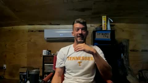 Snapshot of gawwwwddddamn chatting on 15, 5, 2026 gawwwwddddamn online show from 15, 5, 2026