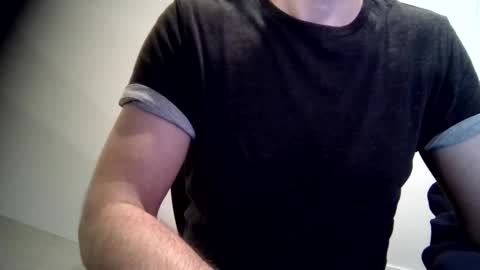 Snapshot of gay499918 chatting on 29, 5, 2026 HotExecGay online show from 29, 5, 2026