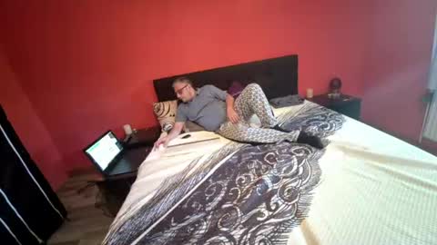 gaydennis1984 online show from 11, 7, 2026