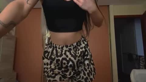 Snapshot of gaylashuhi chatting on 10, 11, 2025 Stasy online show from 10, 11, 2025