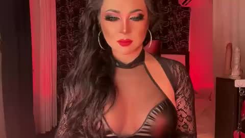 Snapshot of gaylecious chatting on 2, 2, 2025 gayle online show from 2, 2, 2025