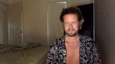 gcsurfer81 online show from 12, 12, 2024