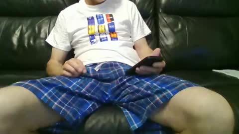 Snapshot of geeezer64 chatting on 27, 5, 2026 geeezer64 online show from 27, 5, 2026