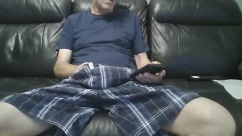 Snapshot of geeezer64 chatting on 21, 7, 2026 geeezer64 online show from 21, 7, 2026