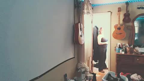 Geeznutsizonyrchyn online show from 28, 1, 2025