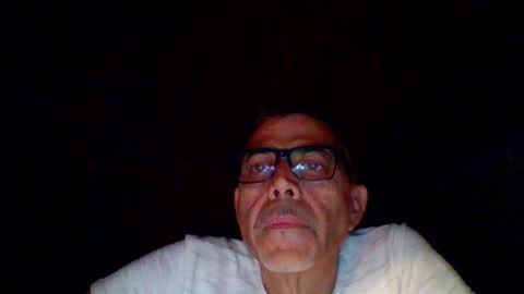 Snapshot of gen3841 chatting on 17, 5, 2026 Gen online show from 17, 5, 2026
