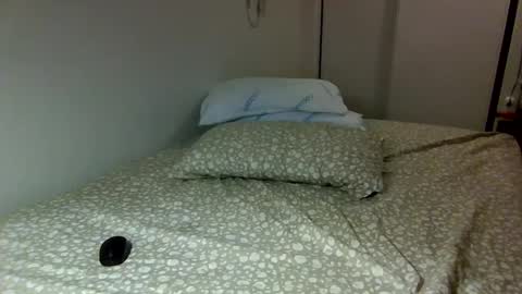 Lenzy LaCanada online show from 6, 3, 2025