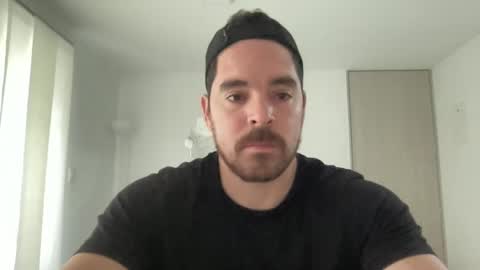 Snapshot of genesis_wb chatting on 2, 2, 2025 genesis_wb online show from 2, 2, 2025