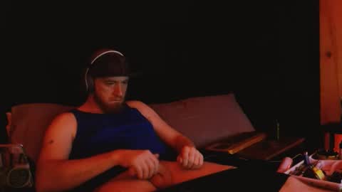 Snapshot of genitalwars chatting on 16, 1, 2026 genitalwars online show from 16, 1, 2026