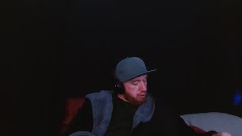 Snapshot of genitalwars chatting on 23, 2, 2026 genitalwars online show from 23, 2, 2026