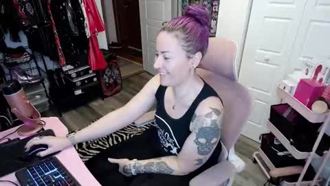 Genny Rock   and  online show from 20, 9, 2025