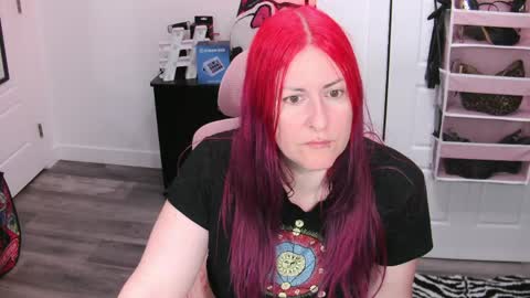 Snapshot of gennyrock chatting on 20, 5, 2026 Genny Rock and online show from 20, 5, 2026