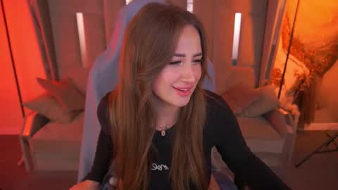 gentleadellee online show from 3, 10, 2025