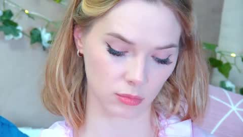 GentleRossi online show from 12, 5, 2026