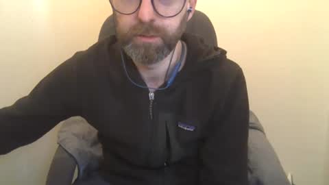 Snapshot of geon2xx chatting on 28, 1, 2025 Geon online show from 28, 1, 2025