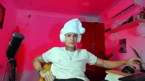 Snapshot of george_prince2 chatting on 25, 12, 2024 independent model online show from 25, 12, 2024