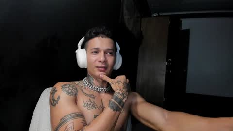 Snapshot of george_prince2 chatting on 12, 1, 2025 independent model online show from 12, 1, 2025