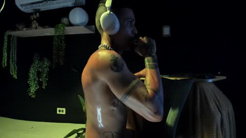 Snapshot of george_prince2 chatting on 8, 2, 2025 independent model online show from 8, 2, 2025