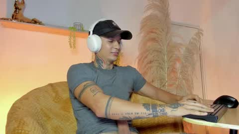 Snapshot of george_prince2 chatting on 16, 9, 2025 independent model online show from 16, 9, 2025