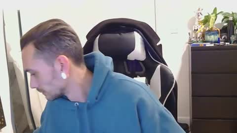 georgek0011 online show from 24, 11, 2025