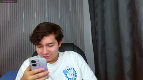 Snapshot of georgesmith_1 chatting on 15, 6, 2026 GEORGE online show from 15, 6, 2026