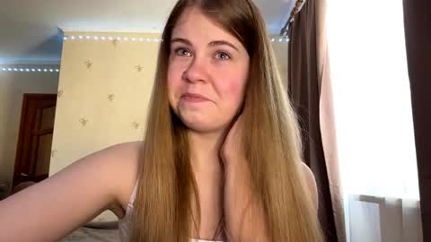 Amy is here ntmuMy TG MaevAmy online show from 12, 4, 2026