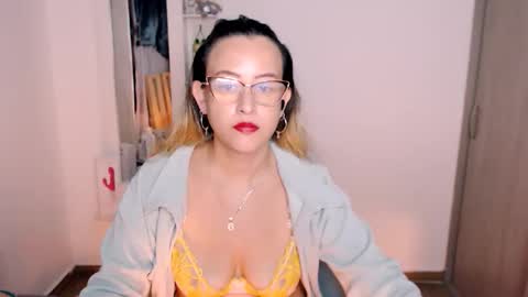 georgina Ferrer online show from 4, 6, 2026