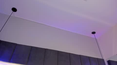 Kendal  online show from 15, 1, 2025