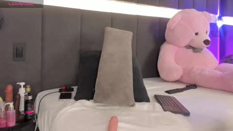 Kendal  online show from 10, 3, 2025