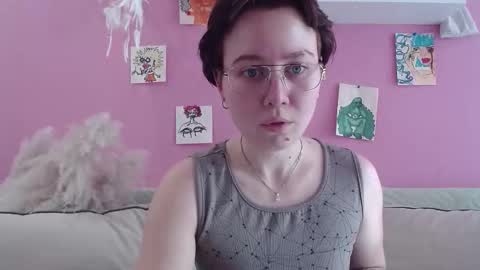 Snapshot of gerdagrows chatting on 4, 11, 2025 GerdaGrows online show from 4, 11, 2025